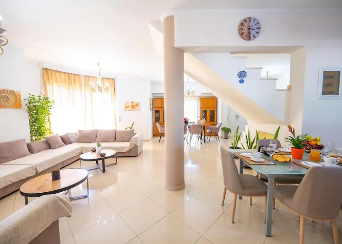 Mediterranean Luxury Villa *