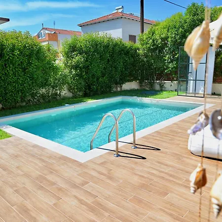 Mediterranean Luxury יאליסוס