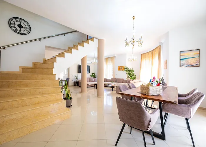 Mediterranean Luxury *