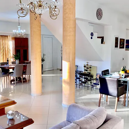 Mediterranean Luxury Villa *