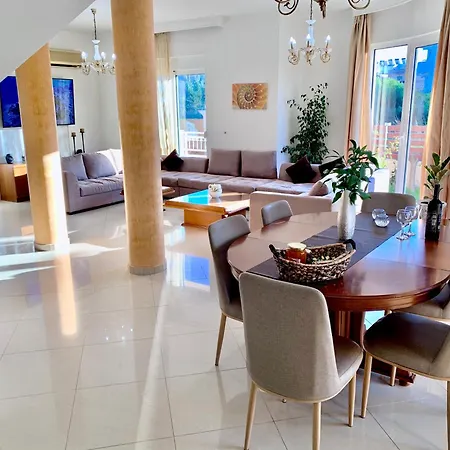 Mediterranean Luxury * Ialysos (Rhodes)